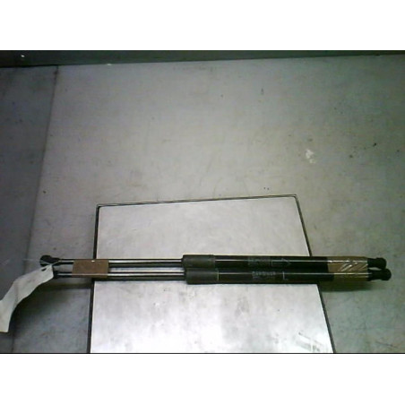 Verin de coffre TOYOTA VERSO