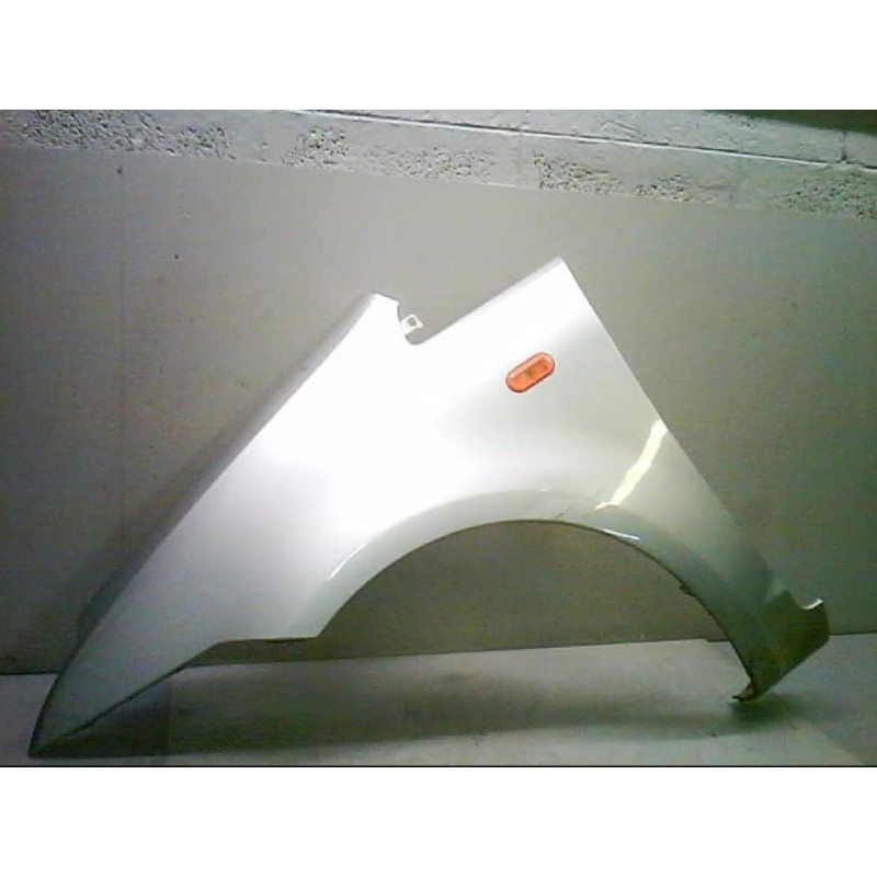 Aile avant gauche FORD C-MAX 1