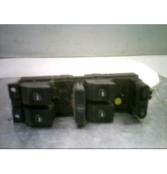 Interrupteur de leve vitre avant gauche VOLKSWAGEN PASSAT 4 Photo n°1