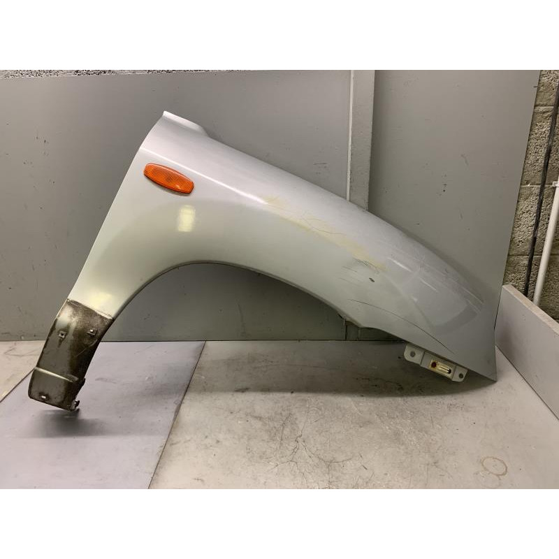 Aile avant droit HYUNDAI SANTA FE 1