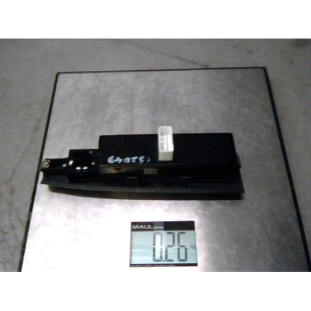 Interrupteur de leve vitre avant gauche KIA CERATO Photo n°1