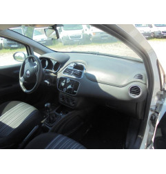 Anti brouillard arriere gauche FIAT PUNTO EVO 3 Photo n°7