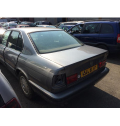 Feu arriere secondaire gauche (feux) BMW SERIE 5 E34 Photo n°5