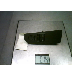 Interrupteur de leve vitre avant gauche FIAT BRAVO 2 Photo n°1