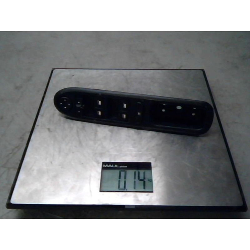 Interrupteur de leve vitre avant gauche PEUGEOT 407