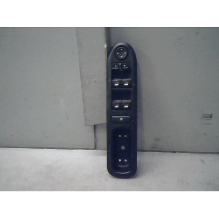 Interrupteur de leve vitre avant gauche PEUGEOT 407