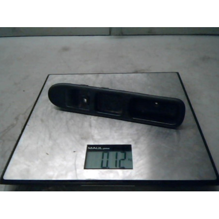 Interrupteur de leve vitre avant droit PEUGEOT 307 Photo n°1