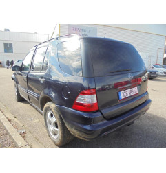 Verin de coffre MERCEDES CLASSE M 163 Photo n°5