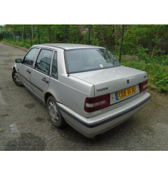 Aile avant gauche VOLVO 480 Photo n°6