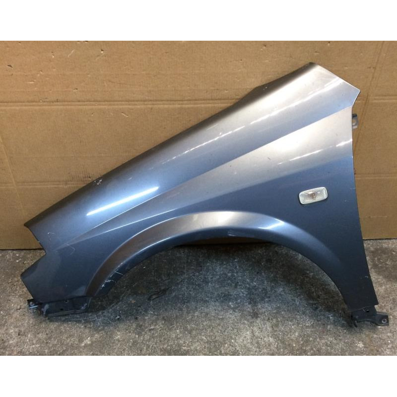 Aile avant gauche NISSAN PRIMERA 4