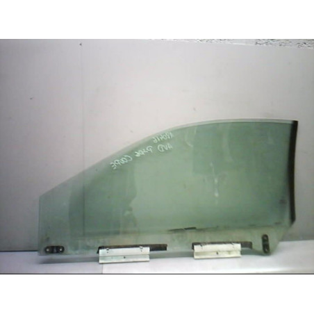 Vitre avant droit PEUGEOT 406 Photo n°1