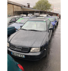 Platine feu arriere gauche AUDI A4 1 Photo n°3