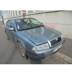 Feu arriere principal droit (feux) SKODA OCTAVIA 1 Photo n°4