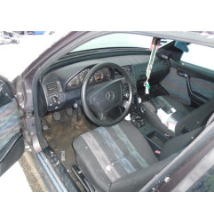 Aile avant droit MERCEDES CLASSE C 202 Photo n°8