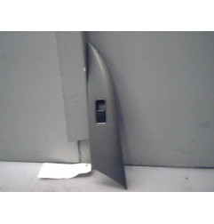 Interrupteur de leve vitre avant droit MAZDA 3 1