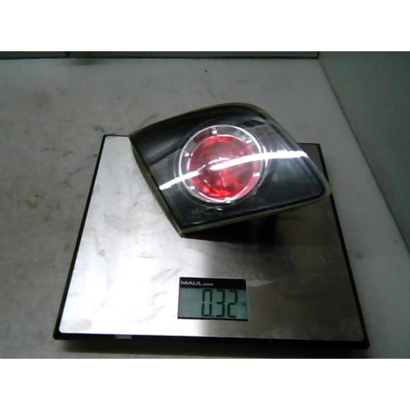 Feu arriere secondaire gauche (feux) MAZDA 3 1