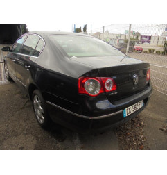 Feu arriere secondaire gauche (feux) VOLKSWAGEN PASSAT 5 Photo n°6