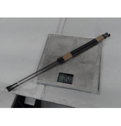 Verin de coffre LANCIA Y10 2 Photo n°3