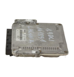 Calculateur moteur RENAULT LAGUNA 2 Photo n°3