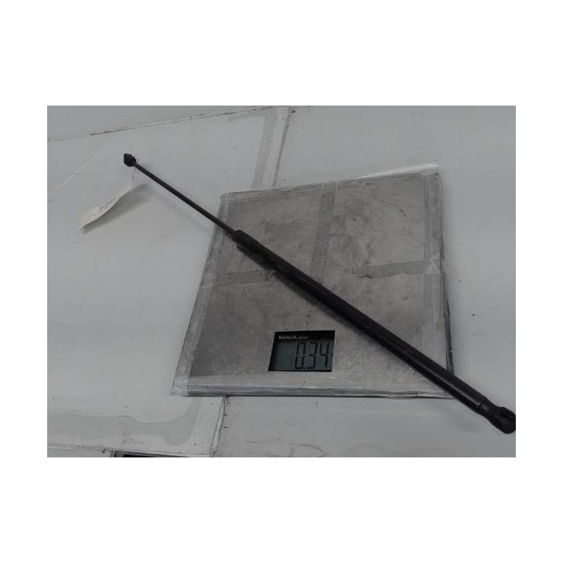 Verin de capot VOLKSWAGEN PASSAT 5