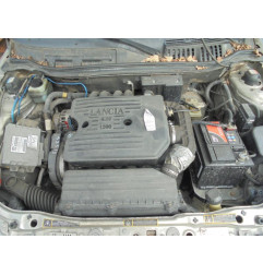 Capot LANCIA YPSILON 3 Photo n°12