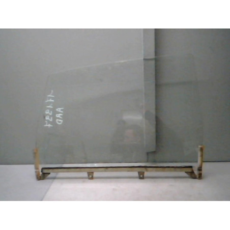 Vitre arriere droit CITROEN DS Photo n°1