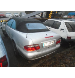 Trappe d'essence MERCEDES CLASSE CLK 208 Photo n°3