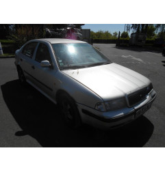 Feu arriere principal gauche (feux) SKODA OCTAVIA 1 Photo n°6