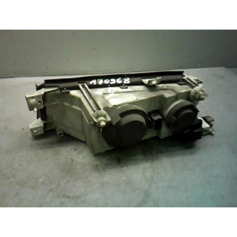 Optique avant principal droit (feux)(phare) SKODA OCTAVIA 1