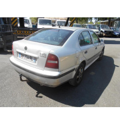 Optique avant principal droit (feux)(phare) SKODA OCTAVIA 1 Photo n°3