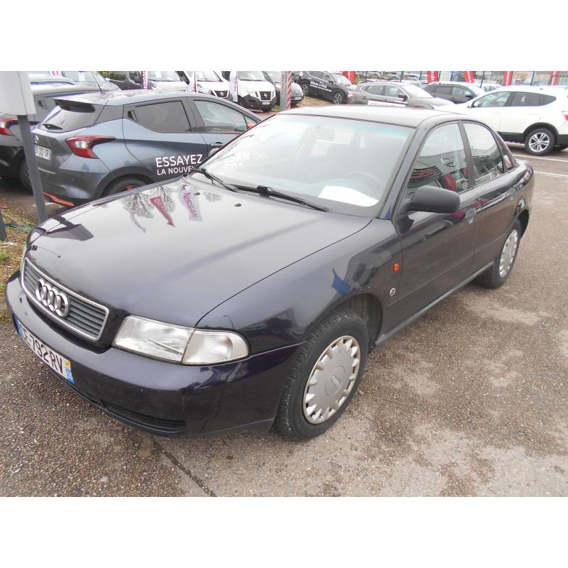 Verin de capot AUDI A4 1