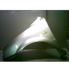 Aile avant gauche KIA CARENS 2 Photo n°1