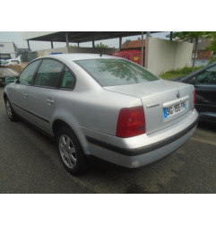 Aile avant droit VOLKSWAGEN PASSAT 4 Photo n°8