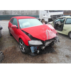 Verin de coffre AUDI A3 2 Photo n°5