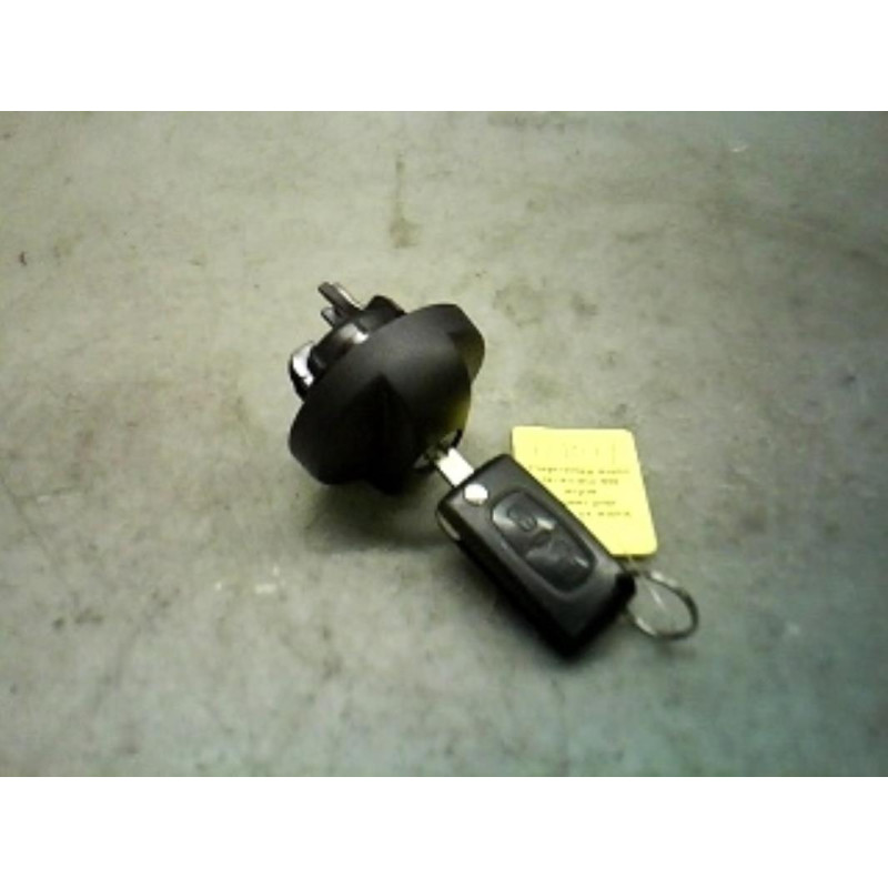 Bouchon de carburant PEUGEOT 207