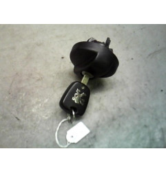 Bouchon de carburant PEUGEOT 307 Photo n°1