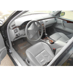 Feu arriere principal droit (feux) MERCEDES CLASSE E 210 Photo n°4