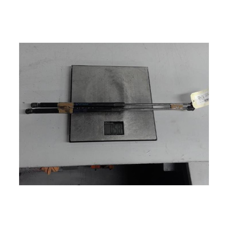 Verin de coffre OPEL CORSA D