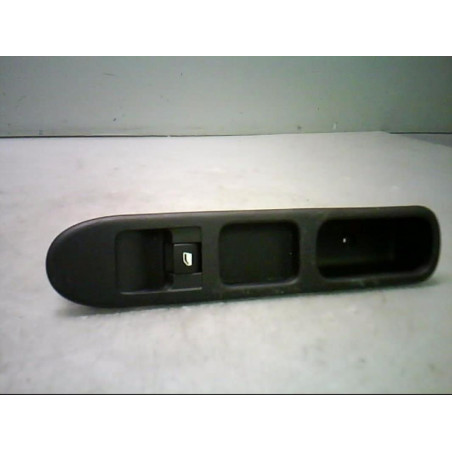 Interrupteur de leve vitre avant droit PEUGEOT 307
