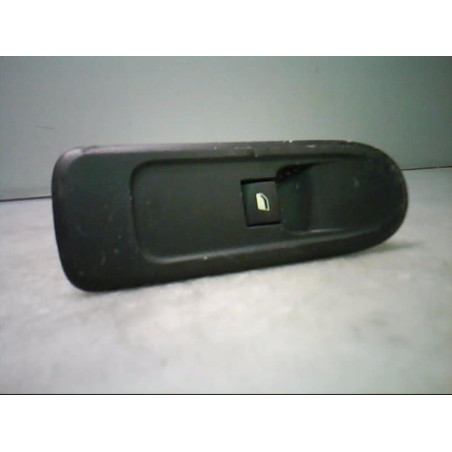 Interrupteur de leve vitre avant droit PEUGEOT 308 1