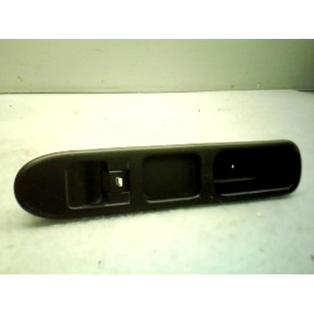 Interrupteur de leve vitre avant droit PEUGEOT 307 Photo n°1