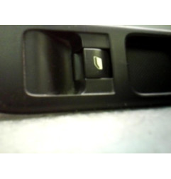 Interrupteur de leve vitre avant droit PEUGEOT 307