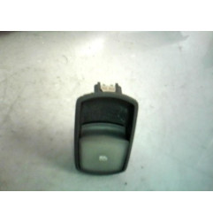 Interrupteur de leve vitre avant droit OPEL CORSA D Photo n°1