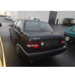 Aile avant droit VOLVO 460 Photo n°6