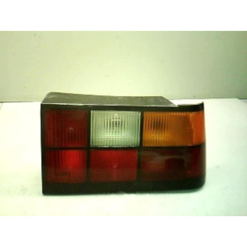 Feu arriere principal droit (feux) VOLVO 460