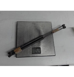 Verin de coffre AUDI A3 2 Photo n°1