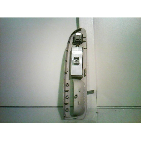 Interrupteur de leve vitre avant gauche VOLKSWAGEN PASSAT 5