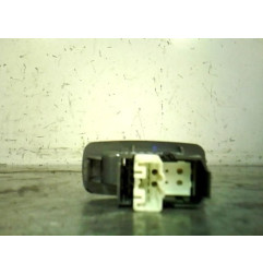 Interrupteur de leve vitre arriere droit TOYOTA RAV4 2