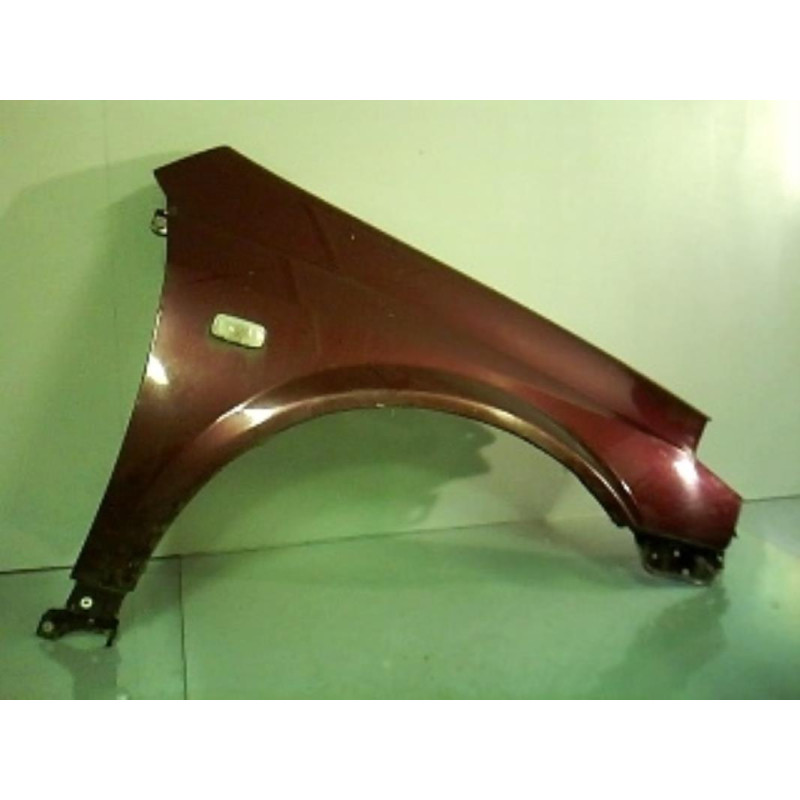 Aile avant droit NISSAN PRIMERA 4