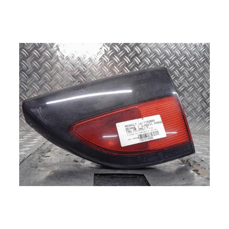 Feu arriere secondaire droit (feux) RENAULT MEGANE 1